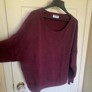 Old Navy Women's Burgundy Sweater
